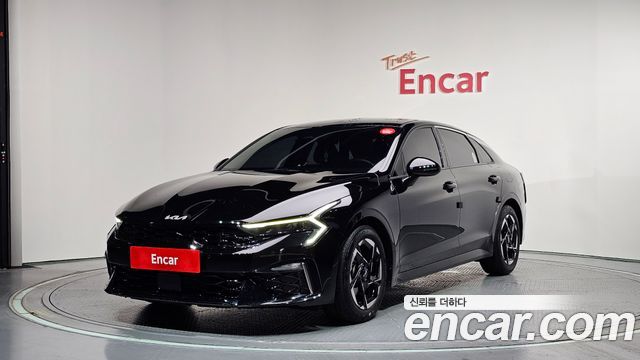 Kia K5 (III) 2.0 Prestige 2025 — фото 1