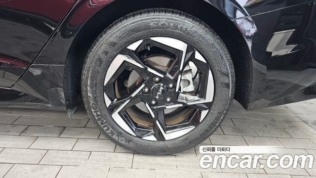 Kia K5 (III) 2.0 Prestige 2025 — фото 27