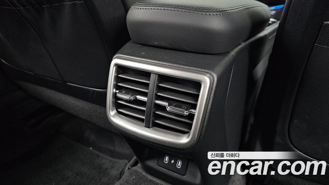 Kia K5 (III) 2.0 Prestige 2025 — фото 37