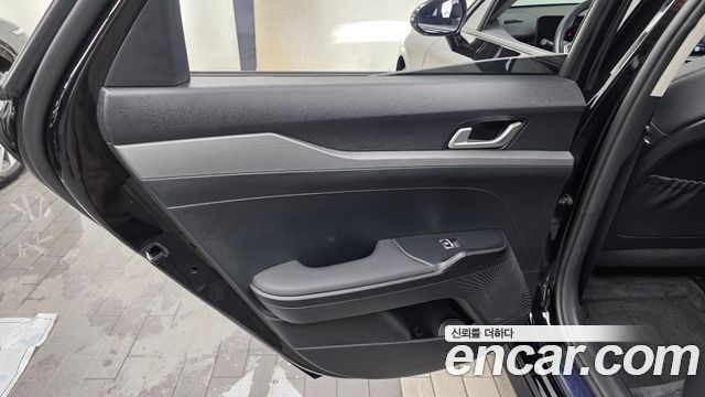Kia K5 (III) 2.0 Prestige 2025 — фото 31