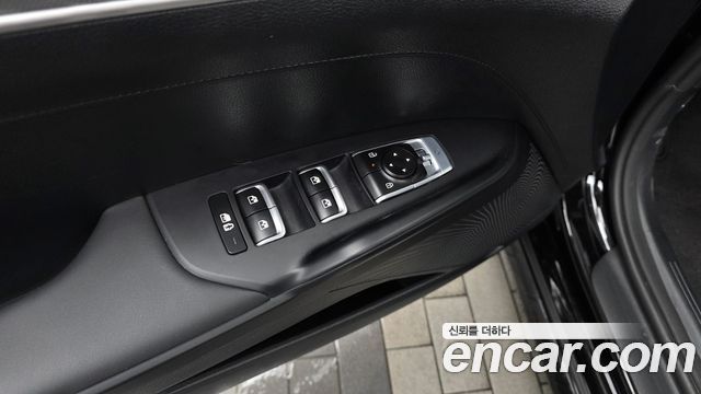 Kia K5 (III) 2.0 Prestige 2025 — фото 33