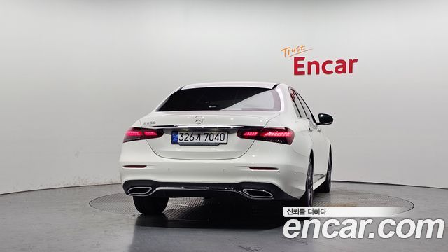 Mercedes-Benz E-Class (W213) E250 AMG Line 2023 — фото 4