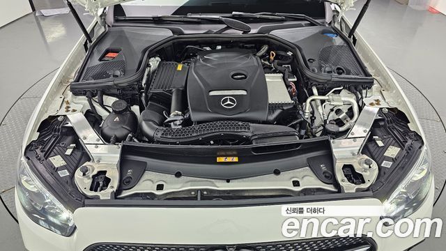 Mercedes-Benz E-Class (W213) E250 AMG Line 2023 — фото 6