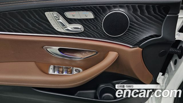 Mercedes-Benz E-Class (W213) E250 AMG Line 2023 — фото 17