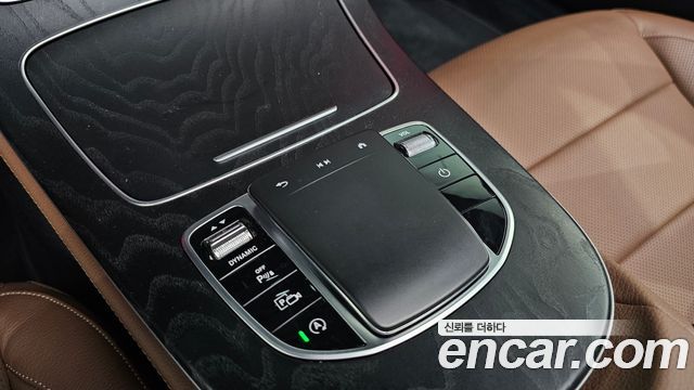 Mercedes-Benz E-Class (W213) E250 AMG Line 2023 — фото 31