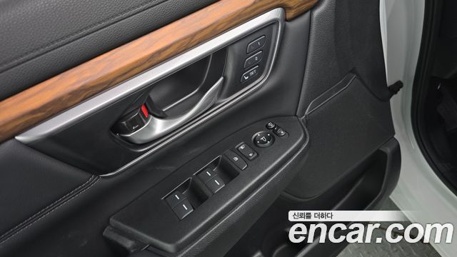 Honda CR-V (V) 2.0 Hybrid Touring 4WD 2021 — фото 28