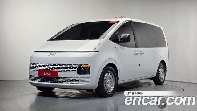 Hyundai Staria Tourer 11-Seater Smart 2025 — фото 11