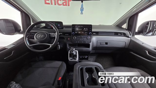 Hyundai Staria Tourer 11-Seater Smart 2025 — фото 7