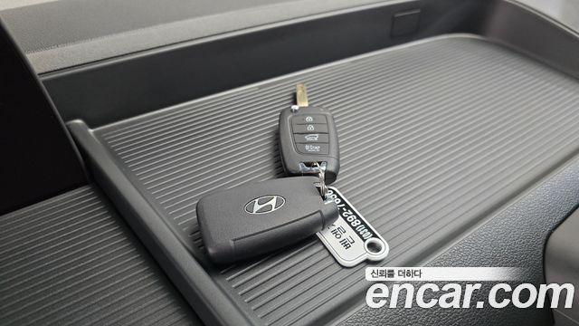 Hyundai Staria Tourer 11-Seater Smart 2025 — фото 18