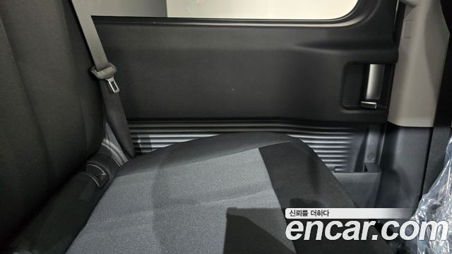 Hyundai Staria Tourer 11-Seater Smart 2025 — фото 31