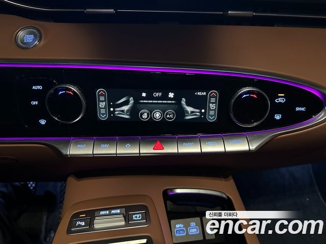 Genesis GV70 2.5T Gasoline 2WD 2023 — фото 10