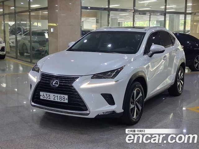 Lexus NX300h Supreme