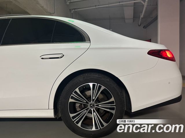 Mercedes-Benz E-Class (W214) E200 Avantgarde Limited 2025 — фото 5