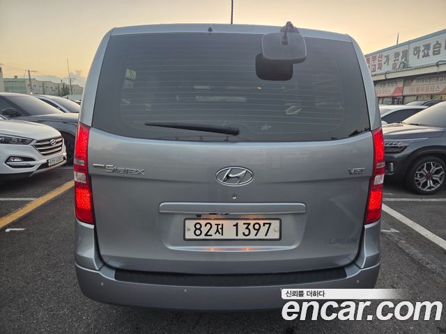 Hyundai Grand Starex Van 3-Seater Smart 2021 — фото 3