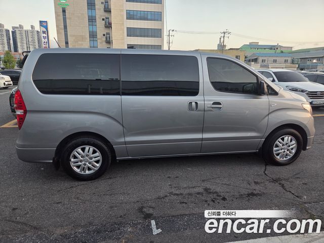 Hyundai Grand Starex Van 3-Seater Smart 2021 — фото 5