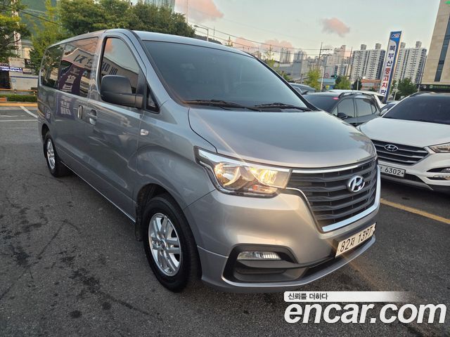 Hyundai Grand Starex Van 3-Seater Smart 2021 — фото 6