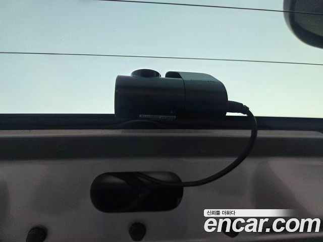 Hyundai Grand Starex Van 3-Seater Smart 2021 — фото 16