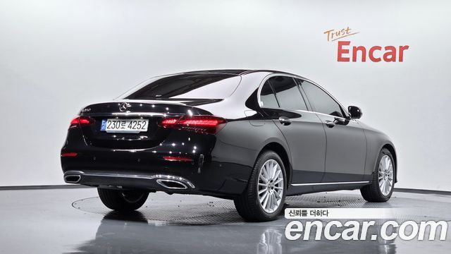 Mercedes-Benz E-Class (W213) E250 Exclusive 2023 — фото 2