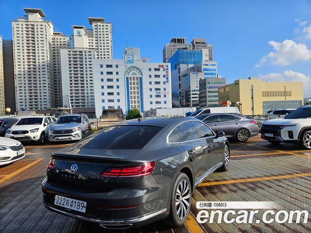 Volkswagen Arteon 2.0 TDI Premium 2019 — фото 4