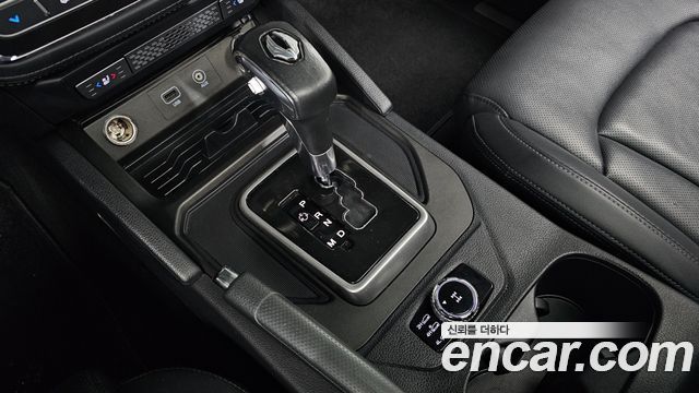 KG Mobility (SsangYong) Rexton Sports Khan Diesel 2.2 4WD Professional X (5-Link) 2019 — фото 9