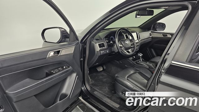 KG Mobility (SsangYong) Rexton Sports Khan Diesel 2.2 4WD Professional X (5-Link) 2019 — фото 10