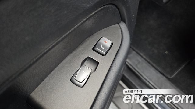 KG Mobility (SsangYong) Rexton Sports Khan Diesel 2.2 4WD Professional X (5-Link) 2019 — фото 18