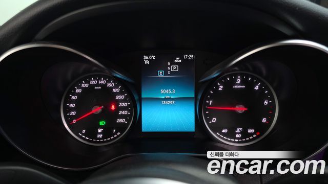 Mercedes-Benz C-Class (W205) C220 d 4MATIC 2020 — фото 8