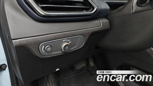 Chevrolet Bolt EUV Premier 2023 — фото 19