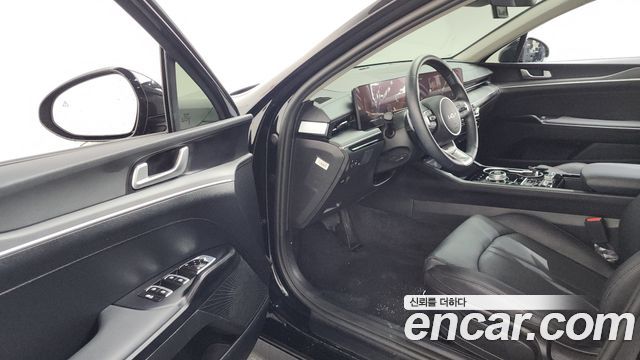 Kia K5 (III) 2.0 Prestige 2025 — фото 10