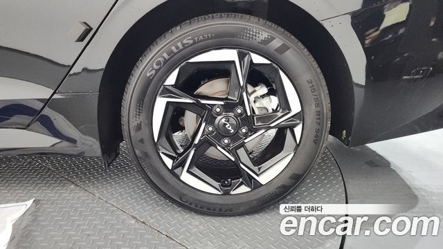 Kia K5 (III) 2.0 Prestige 2025 — фото 27