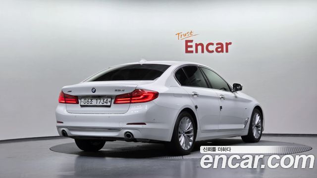 BMW 5 Series (G30) 530i xDrive Luxury Plus 2018 — фото 2