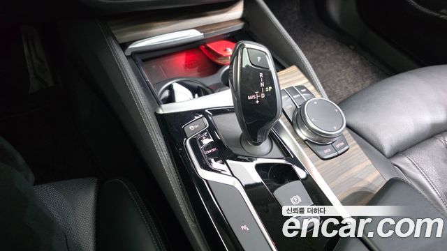 BMW 5 Series (G30) 530i xDrive Luxury Plus 2018 — фото 9