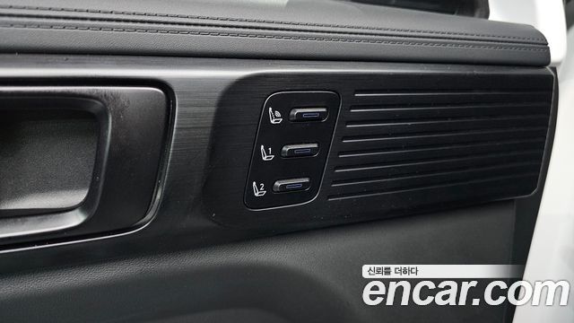Hyundai Santa Fe (MX5) HEV 1.6 4WD Calligraphy 2024 — фото 38