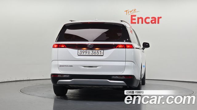 Kia Carnival (IV) Diesel 9-Seater Prestige 2021 — фото 4
