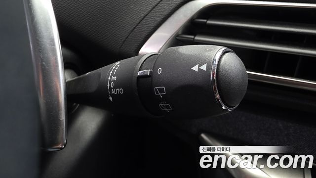 Peugeot 3008 (II) 1.5 BlueHDi Allure 2019 — фото 20
