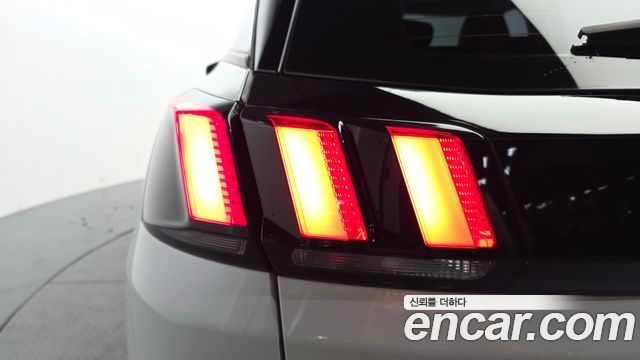 Peugeot 3008 (II) 1.5 BlueHDi Allure 2019 — фото 29