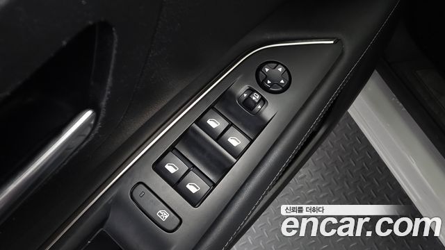 Peugeot 3008 (II) 1.5 BlueHDi Allure 2019 — фото 33