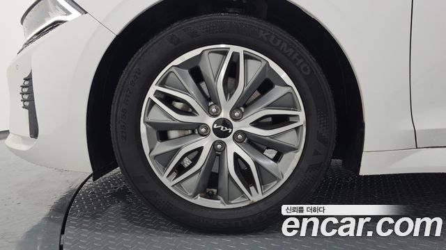 Kia K5 Hybrid (III) Prestige 2023 — фото 5