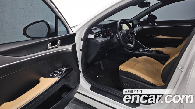 Kia K5 Hybrid (III) Prestige 2023 — фото 10