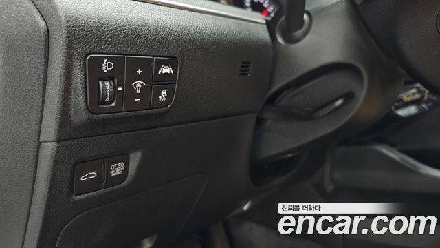 Kia K5 Hybrid (III) Prestige 2023 — фото 18