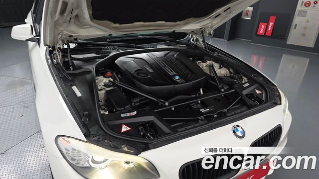 BMW 5 Series (F10) 520d M Sport 2013 — фото 6