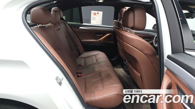 BMW 5 Series (F10) 520d M Sport 2013 — фото 12