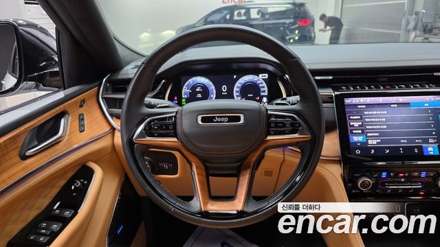 Jeep Grand Cherokee (WL) L 3.6 Summit Reserve 2023 — фото 17