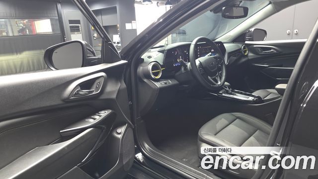 Chevrolet Trax Crossover 1.2 ACTIV 2025 — фото 10