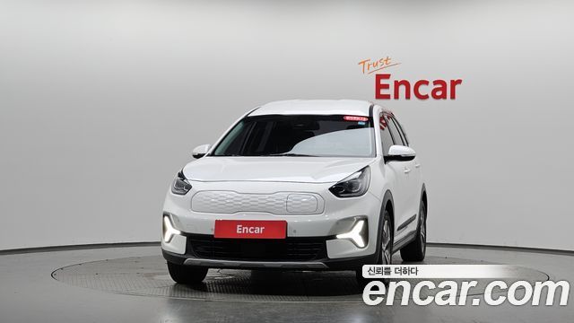 Kia Niro Plus Earth 2023 — фото 3
