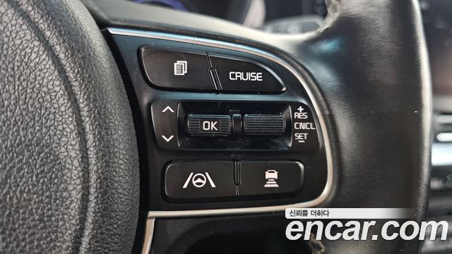 Kia Niro Plus Earth 2023 — фото 15