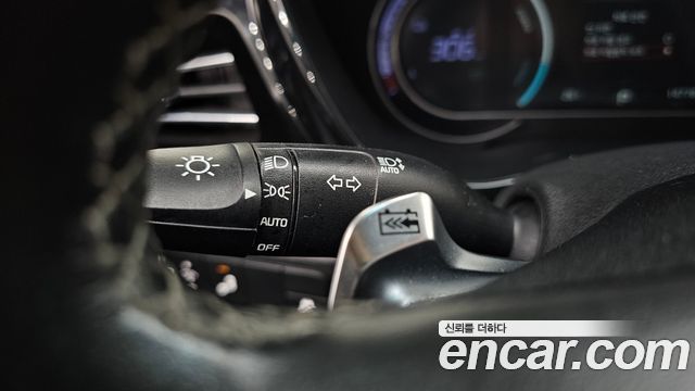 Kia Niro Plus Earth 2023 — фото 18