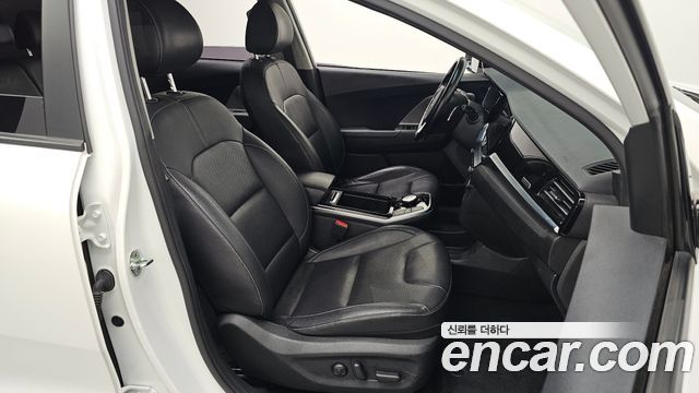 Kia Niro Plus Earth 2023 — фото 26