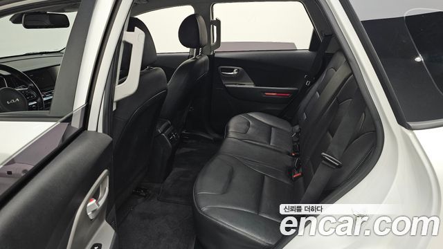 Kia Niro Plus Earth 2023 — фото 31