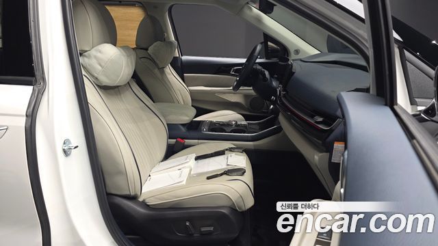 Kia Carnival (IV) HEV 9-Seater Hi-Limousine (Special vehicle) 2025 — фото 32